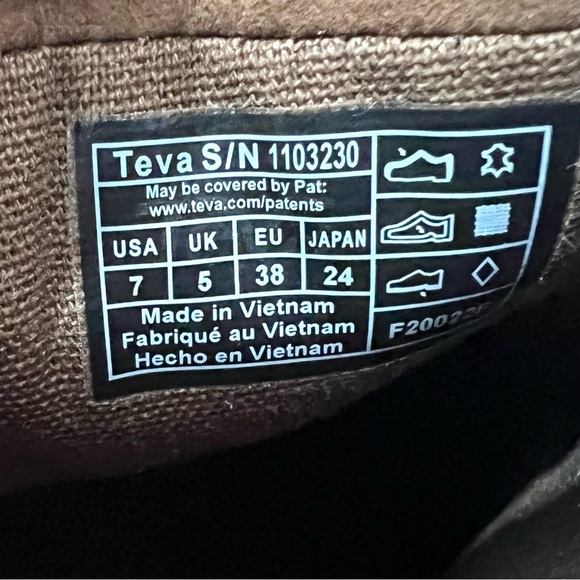 NWT Teva Leather Anaya Waterproof Chelsea Boot - Picture 12 of 13